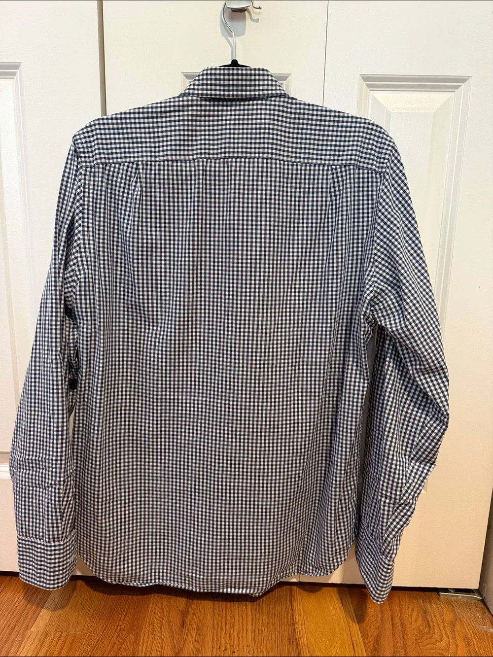 J. Crew placket crew chest
